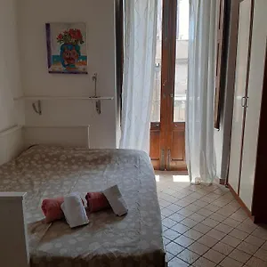 Monovano Centro Storico Catania-Fontanarossai nemzetközi repülőtér